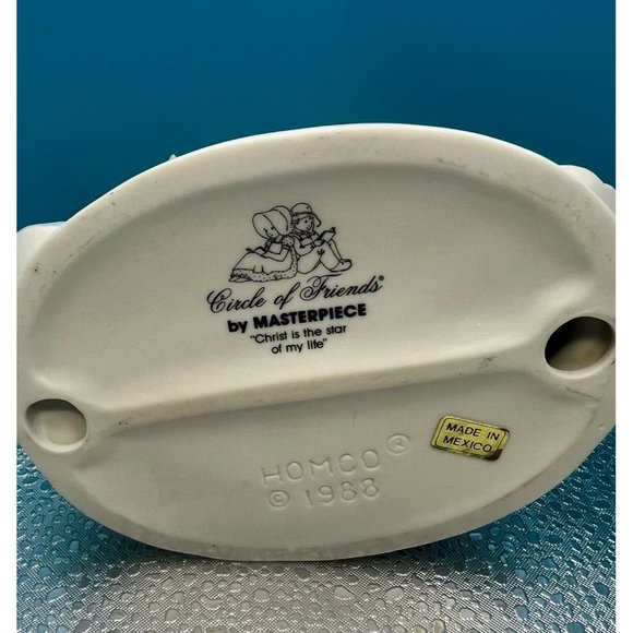 Masterpiece "Circle of Friends" Ceramic Figurine Christmas Religious Vintage 88 - Picture 5 of 8